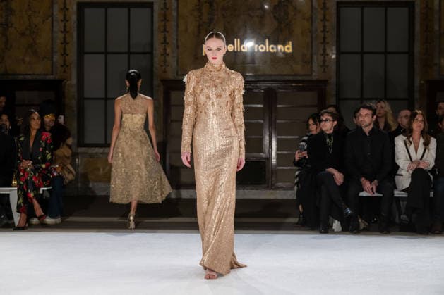 Pamella Roland - Runway - February 2026 New York Fashion Week, New York, USA - 12 Feb 2026 (NEW) Pamella Roland - Runway - February 2026 New York Fashion Week. February 12, 2026, New York, New York, USA: A model walks the runway for the Pamella Roland fashion show during the New York Fashion Week at the New York Public Library on February 12, 2026 in New York City. (Credit: M10s TheNews2) (Foto: M10s Thenews2 imago images) Pamella Roland - Runway - February 2026 New York Fashion Week, New York, USA - 12 Feb 2026  Copyright: xRonxAdarx