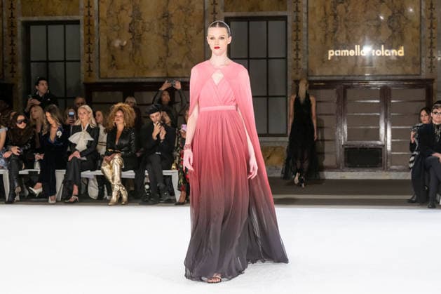Pamella Roland - Runway - February 2026 New York Fashion Week, New York, USA - 12 Feb 2026 (NEW) Pamella Roland - Runway - February 2026 New York Fashion Week. February 12, 2026, New York, New York, USA: A model walks the runway for the Pamella Roland fashion show during the New York Fashion Week at the New York Public Library on February 12, 2026 in New York City. (Credit: M10s TheNews2) (Foto: M10s Thenews2 imago images) Pamella Roland - Runway - February 2026 New York Fashion Week, New York, USA - 12 Feb 2026  Copyright: xRonxAdarx