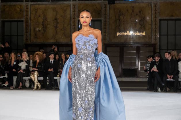 Pamella Roland - Runway - February 2026 New York Fashion Week, New York, USA - 12 Feb 2026 (NEW) Pamella Roland - Runway - February 2026 New York Fashion Week. February 12, 2026, New York, New York, USA: A model walks the runway for the Pamella Roland fashion show during the New York Fashion Week at the New York Public Library on February 12, 2026 in New York City. (Credit: M10s TheNews2) (Foto: M10s Thenews2 imago images) Pamella Roland - Runway - February 2026 New York Fashion Week, New York, USA - 12 Feb 2026  Copyright: xRonxAdarx