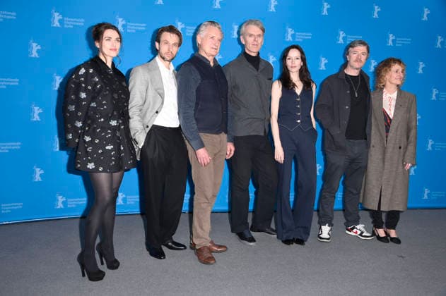 Katie McGrath, Anders Danielsen Lie, Bill Pullman, Grant Gee, Valene Kane, Barry Ward and Tricia Tuttle at the photocall for the feature film Everybody Digs Bill Evans at the Berlinale 2026 76 Berlin International Film Festival at the Hotel Grand Hyatt Berlin, 13 02 2026 Foto:xN.xKubelkax xFuturexImagex evans_6237