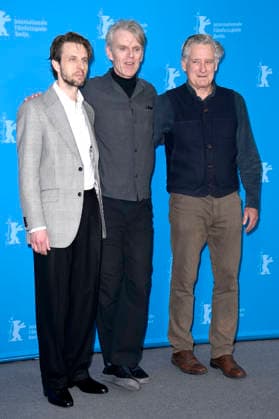 Anders Danielsen Lie, Grant Gee, and Bill Pullman at the photocall for the feature film Everybody Digs Bill Evans at the Berlinale 2026 76 Berlin International Film Festival at the Hotel Grand Hyatt Berlin, 13 02 2026 Foto:xN.xKubelkax xFuturexImagex evans_6240