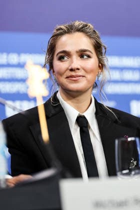 Berlin Berlinale, 76 Berlin International Film Festival 2026 Press Conference GOOD LUCK, HAVE FUN, DON™T DIE Haley Lu Richardson Actress Actor Berlinale, 76 Berlin International Film Festival 2026, 13 02 2026 Press Photo Roger Buerke Copyright: xEibner-Pressefoto RogerxBuerkex EP_RBE