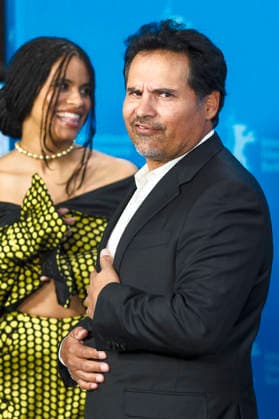 Zazie Beetz and Michael Pena at the photocall for the feature film Good Luck, Have Fun, Don t Die at the Berlinale 2026 76 Berlin International Film Festival at the Hotel Grand Hyatt Berlin, 13 02 2026 Foto:xJ.xEdwardsx xFuturexImagex luck_6244