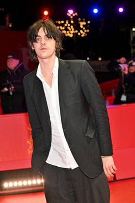 76th Berlin Film Festival Screening Everybody Digs Bill Evans Earl Cave attending the screening of the movie Everybody Digs Bill Evans during 76th Berlin International Film Festival in Berlin, Germany on 13 February 2026. Photo by Julien Reynaud APS-Medias ABACAPRESS.COM Berlin  Copyright: xReynaudxJulien APS-Medias ABACAx