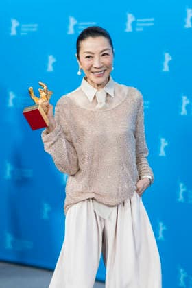 Berlinale, Michelle Yeoh with Golden Bear, Berlin, 13 02 2026 Michelle Yeoh with the Golden Bear at the Photocall at the Hyatt Hotel Berlin on 13 02 2026 The 76th Berlin International Film Festival will take place from February 12 to 22, 2026 Berlin Theater am Potsdamer Platz Copyright: xBenxKriemannx