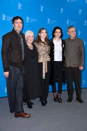 Ilker Catak, Ipek Bilgin, Leyla Smyrna Cabas, Özgü Namal and Tansu Bicer at the photocall for the feature film Yellow Letters Yellow Letters at the Berlinale 2026 76 Berlin International Film Festival at the Hotel Grand Hyatt Berlin, 13 02 2026 Foto:xN.xKubelkax xFuturexImagex briefe_6211