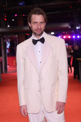 February 13, 2026, Berlin, Germany: Anders Danielsen Lie attends the premiere of Everybody Digs Bill Evans during the 76th Berlinale International Film Festival at Berlinalepalast in Berlin, Germany, on 13 February 2026. Photo: Berlin Germany - ZUMAm179 20260213_zep_m179_003 Copyright: xAlecxMichaelx