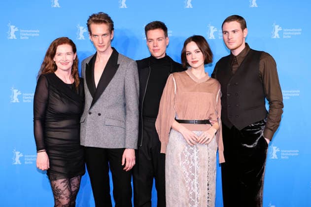 Julika Jenkins, Paul Boche, Kai Stänicke, Emilia Schüle and Philip Froissant at the photocall for the feature film The Homeless Trial of Hein at the Berlinale 2026 76 Berlin International Film Festival at the Hotel Grand Hyatt Berlin, 13 02 2026 Foto:xD.xBedrosianx xFuturexImagex heimatlose_6203