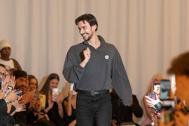 February 13, 2026, Bronx, New York, USA: Designer Christian Cowan runs on runway for Christian Cowan fashion show during New York FW26 at 450 West 31st Street in New York, NY on February 13, 2026. Bronx USA - ZUMAr339 20260213_znp_r339_118 Copyright: xLevxRadinx