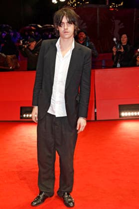 Earl Cave at the photocall for the movie Sunny Dancer at the Berlinale 2026 76 Berlin International Film Festival on the Red Carpet of the Berlinale Palast Berlin, 13 02 2026 Foto:xC.xTamckex xFuturexImagex sunny_6220