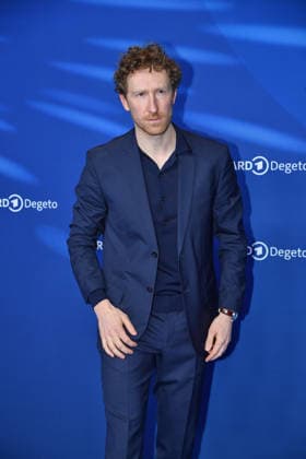Louis Klamrothat the ARD BLUE HOUR reception at the 76th Berlin International Film Festival on 13 02 26