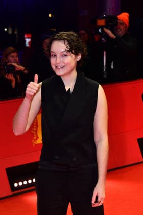 Berlin Germany 76th Berlinale Berlin International Film Festival Sunny Dancer Red Carpet at the 76th Berlinale International Film Festival Bella Ramsey Thomas Bohlen Starface 2026 02 13 453038 2026 02 13 Berlin Germany  Copyright: xThomasxBohlenx STAR_453038_055