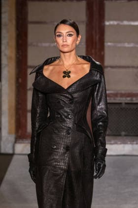 Sergio Hudson - Runway - February 2026 New York Fashion Week (NEW) Sergio Hudson - Runway - February 2026 New York Fashion Week. February 13, 2026, New York, New York, USA: A model walks the runway for the Sergio Hudson fashion show during the New York Fashion Week at the New York Public Library on February 13, 2026 in New York City. (Credit: M10s TheNews2) (Foto: M10s Thenews2 imago images) Sergio Hudson - Runway - February 2026 New York Fashion Week  Copyright: xRonxAdarx