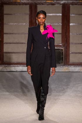 Sergio Hudson - Runway - February 2026 New York Fashion Week (NEW) Sergio Hudson - Runway - February 2026 New York Fashion Week. February 13, 2026, New York, New York, USA: A model walks the runway for the Sergio Hudson fashion show during the New York Fashion Week at the New York Public Library on February 13, 2026 in New York City. (Credit: M10s TheNews2) (Foto: M10s Thenews2 imago images) Sergio Hudson - Runway - February 2026 New York Fashion Week  Copyright: xRonxAdarx