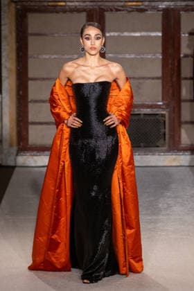 Sergio Hudson - Runway - February 2026 New York Fashion Week (NEW) Sergio Hudson - Runway - February 2026 New York Fashion Week. February 13, 2026, New York, New York, USA: A model walks the runway for the Sergio Hudson fashion show during the New York Fashion Week at the New York Public Library on February 13, 2026 in New York City. (Credit: M10s TheNews2) (Foto: M10s Thenews2 imago images) Sergio Hudson - Runway - February 2026 New York Fashion Week  Copyright: xRonxAdarx