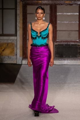 Sergio Hudson - Runway - February 2026 New York Fashion Week (NEW) Sergio Hudson - Runway - February 2026 New York Fashion Week. February 13, 2026, New York, New York, USA: A model walks the runway for the Sergio Hudson fashion show during the New York Fashion Week at the New York Public Library on February 13, 2026 in New York City. (Credit: M10s TheNews2) (Foto: M10s Thenews2 imago images) Sergio Hudson - Runway - February 2026 New York Fashion Week  Copyright: xRonxAdarx