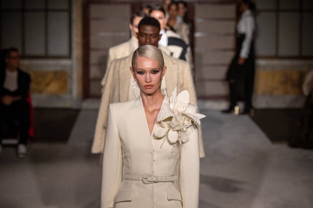 Sergio Hudson - Runway - February 2026 New York Fashion Week (NEW) Sergio Hudson - Runway - February 2026 New York Fashion Week. February 13, 2026, New York, New York, USA: Models walk the runway finale for the Sergio Hudson fashion show during the New York Fashion Week at the New York Public Library on February 13, 2026 in New York City. (Credit: M10s TheNews2) (Foto: M10s Thenews2 imago images) Sergio Hudson - Runway - February 2026 New York Fashion Week  Copyright: xRonxAdarx