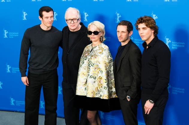 Callum Turner, Tracy Letts, Pamela Anderson, Jamie Bell and Lukas Gage at the photocall for the feature film Rosebush Pruning at the Berlinale 2026 76 Berlin International Film Festival at the Hotel Grand Hyatt Berlin, 14 02 2026 Foto:xJ.xEdwardsx xFuturexImagex pruning_6225