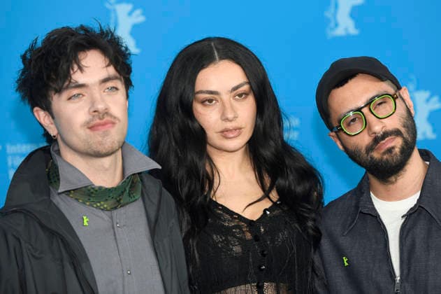 Aidan Zamiri, Charli xcx and David Hinojosa at the photocall for the feature film The Moment at the Berlinale 2026 76 Berlin International Film Festival at the Hotel Grand Hyatt Berlin, 14 02 2026 Foto:xC.xNiehausx xFuturexImagex moment_6209