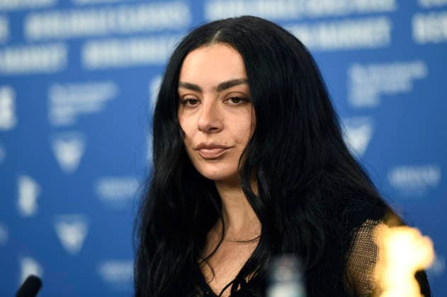 Charli xcx at the press conference for the feature film The Moment at the Berlinale 2026 76 Berlin International Film Festival at the Hotel Grand Hyatt Berlin, 14 02 2026 Foto:xC.xNiehausx xFuturexImagex moment_6215