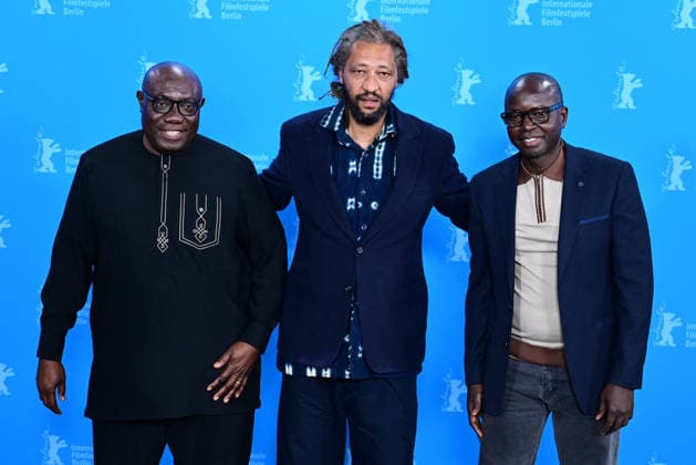 Alain Gomis M et guests au photocall du film Doa lors de la 76ème édition du festival international du film de Berlin La Berlinale 2026 , le 14 février 2026 Romain Doucelin Bestimage Cast and crew pose at the Dao photocall during the 76th Berlinale International Film Festival Berlin at Grand Hyatt Hotel on February 14, 2026 in Berlin, Germany Berlin Allemagne  Copyright: xRomainxDoucelinx xBestimagexRomainxDoucelinx xBestimagex