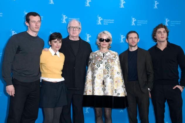 Callum Turner, Elena Anaya, Tracy Letts, Pamela Anderson, Jamie Bell and Lukas Gage at the photocall for the feature film Rosebush Pruning at the Berlinale 2026 76 Berlin International Film Festival at the Hotel Grand Hyatt Berlin, 14 02 2026 Foto:xN.xKubelkax xFuturexImagex pruning_6273