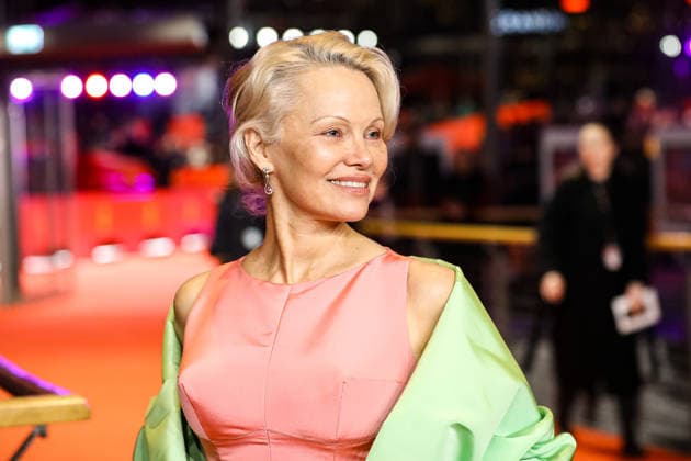 Berlinale Berlinale, 76 Berlin International Film Festival 2026 Photo Call red Carpet ROSEBUSH PRUNING Pamela Anderson on the Red Carpet Film Premiere Berlinale, 76 Berlin International Film Festival 2026, 14 02 2026 Press Photo Roger Buerke Copyright: xEibner-Pressefoto RogerxBuerkex EP_RBE