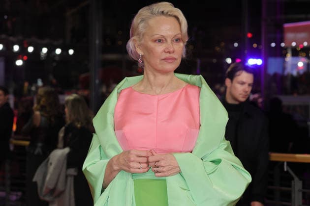February 14, 2026, Berlin, Germany: Pamela Anderson attends the premiere of Rosebush Pruning during the 76th Berlinale International Film Festival at Berlinalepalast in Berlin, Germany, on 14 February 2026. Photo: Berlin Germany - ZUMAm179 20260214_zep_m179_017 Copyright: xAlecxMichaelx