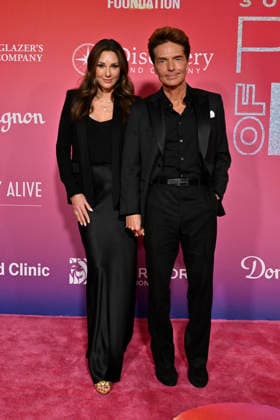 Feb. 14, 2026 - Las Vegas, Nevada, U.S. - Model, actress, TV host Daisy Fuentes (L) and musician Richard Marx attend the annual Keep Memory Alive Power of Love gala benefit for the Cleveland Clinic Lou Ruvo Center for Brain Health at MGM Grand Garden Arena on February 14, 2026 in Las Vegas, Nevada. Las Vegas USA - ZUMAbk3_ 20260214_zaf_bk3_036 Copyright: xDavidxBeckerx