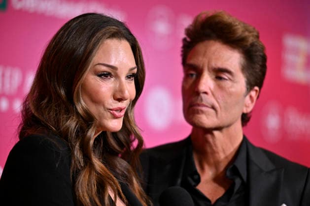 Feb. 14, 2026 - Las Vegas, Nevada, U.S. - Model, actress, TV host Daisy Fuentes (L) and musician Richard Marx attend the annual Keep Memory Alive Power of Love gala benefit for the Cleveland Clinic Lou Ruvo Center for Brain Health at MGM Grand Garden Arena on February 14, 2026 in Las Vegas, Nevada. Las Vegas USA - ZUMAbk3_ 20260214_zaf_bk3_043 Copyright: xDavidxBeckerx