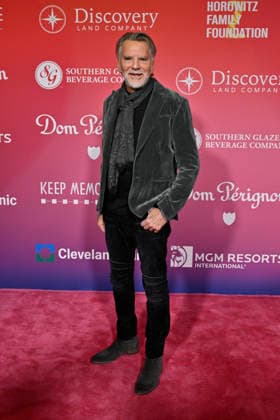 Feb. 14, 2026 - Las Vegas, Nevada, U.S. - Musician Kenny Loggins attends the annual Keep Memory Alive Power of Love gala benefit for the Cleveland Clinic Lou Ruvo Center for Brain Health at MGM Grand Garden Arena on February 14, 2026 in Las Vegas, Nevada. Las Vegas USA - ZUMAbk3_ 20260214_zaf_bk3_075 Copyright: xDavidxBeckerx