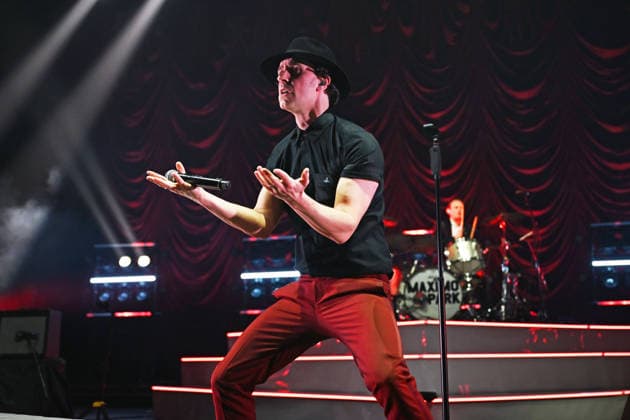 MaxÃ¯mo Park performing at Brixton Academy LONDON, ENGLAND - FEBRUARY 14: Paul Smith of ˜MaxÃ¯mo Park™ performing at Brixton Academy on February 14, 2026 in London, England. CAP MAR MAR Great Britain Copyright: xMartinxHarris CapitalxPicturesx