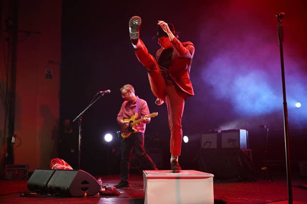 MaxÃ¯mo Park performing at Brixton Academy LONDON, ENGLAND - FEBRUARY 14: Paul Smith of ˜MaxÃ¯mo Park™ performing at Brixton Academy on February 14, 2026 in London, England. CAP MAR MAR Great Britain Copyright: xMartinxHarris CapitalxPicturesx