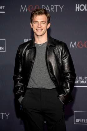 Jannis Niewoehner as a guest on the red carpet at the Medienboard Party 2026 at the 76 Berlinale 2026 at Holzmarkt on Saturday February 14, 2026 in Berlin Berlin Germany