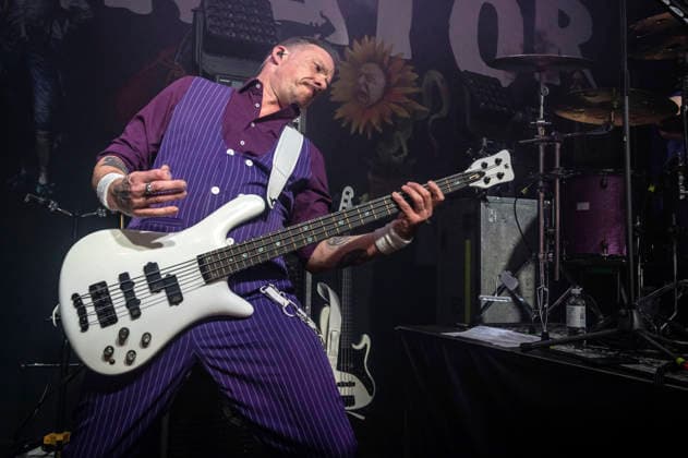 Rajko Gohlke from Knorkator live at a concert of the All Good Things are 30 Tour at Capitol Hannover, 14 02 2026 Foto:xC.xSpeidelx xFuturexImagex knorkator_6218