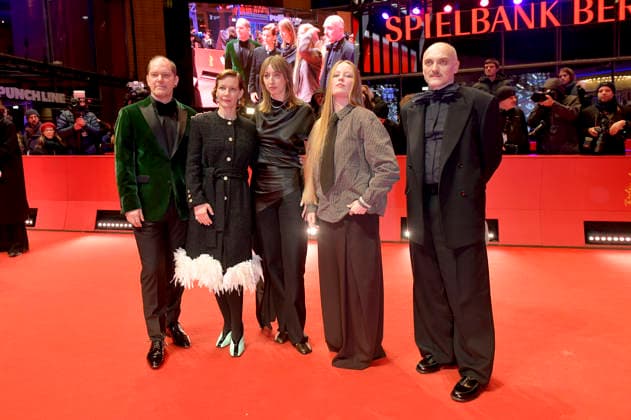 Godehard Giese, Sandra Hüller, Caro Braun, guest and Markus Schleinzer at the premiere of the feature film Rose at the Berlinale 2026 76 Berlin International Film Festival in the Berlinale Palast Berlin, 15 02 2026 Foto:xM.xBehrensx xFuturexImagex rose_6287