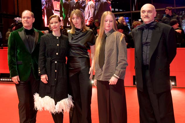 Godehard Giese, Sandra Hüller, Caro Braun, guest and Markus Schleinzer at the premiere of the feature film Rose at the Berlinale 2026 76 Berlin International Film Festival in the Berlinale Palast Berlin, 15 02 2026 Foto:xM.xBehrensx xFuturexImagex rose_6288