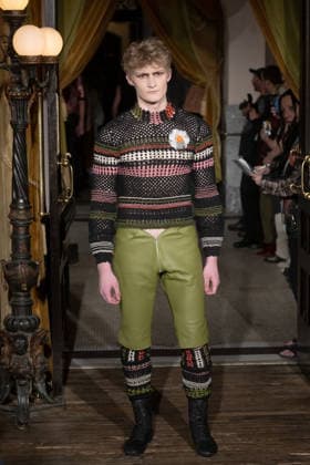 Zaldy - Runway - February 2026 New York Fashion Week, New York, USA - 15 Feb 2026 A model walks the runway at the Zaldy fashion show during New York Fashion Week at Hotel Chelsea on February 15, 2026 in New York City. New York United States Copyright: xRonxAdarx xSOPAxImagesx _radar_zaldy_20260215_03229