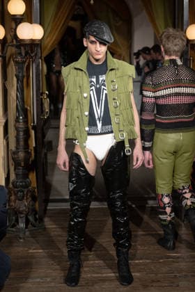 Zaldy - Runway - February 2026 New York Fashion Week, New York, USA - 15 Feb 2026 A model walks the runway at the Zaldy fashion show during New York Fashion Week at Hotel Chelsea on February 15, 2026 in New York City. New York United States Copyright: xRonxAdarx xSOPAxImagesx _radar_zaldy_20260215_03357