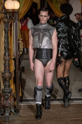 Zaldy - Runway - February 2026 New York Fashion Week, New York, USA - 15 Feb 2026 A model walks the runway at the Zaldy fashion show during New York Fashion Week at Hotel Chelsea on February 15, 2026 in New York City. New York United States Copyright: xRonxAdarx xSOPAxImagesx _radar_zaldy_20260215_03512