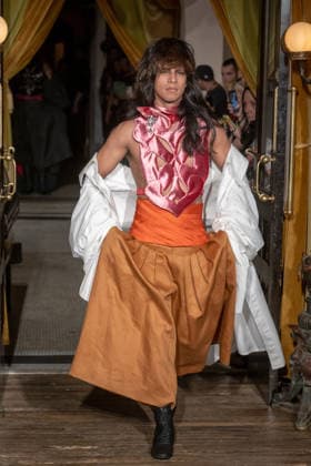 Zaldy - Runway - February 2026 New York Fashion Week, New York, USA - 15 Feb 2026 A model walks the runway at the Zaldy fashion show during New York Fashion Week at Hotel Chelsea on February 15, 2026 in New York City. New York United States Copyright: xRonxAdarx xSOPAxImagesx _radar_zaldy_20260215_03592