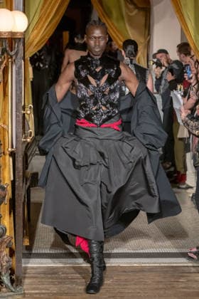 Zaldy - Runway - February 2026 New York Fashion Week, New York, USA - 15 Feb 2026 A model walks the runway at the Zaldy fashion show during New York Fashion Week at Hotel Chelsea on February 15, 2026 in New York City. New York United States Copyright: xRonxAdarx xSOPAxImagesx _radar_zaldy_20260215_03629