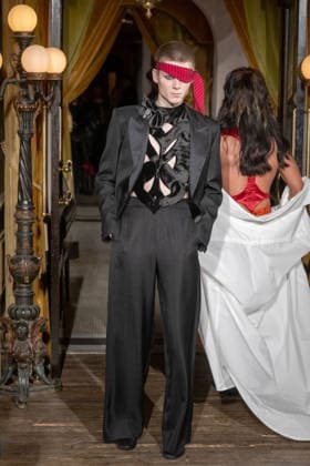 Zaldy - Runway - February 2026 New York Fashion Week, New York, USA - 15 Feb 2026 A model walks the runway at the Zaldy fashion show during New York Fashion Week at Hotel Chelsea on February 15, 2026 in New York City. New York United States Copyright: xRonxAdarx xSOPAxImagesx _radar_zaldy_20260215_03711