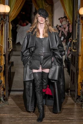 Zaldy - Runway - February 2026 New York Fashion Week, New York, USA - 15 Feb 2026 A model walks the runway at the Zaldy fashion show during New York Fashion Week at Hotel Chelsea on February 15, 2026 in New York City. New York United States Copyright: xRonxAdarx xSOPAxImagesx _radar_zaldy_20260215_03761