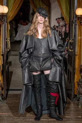 Zaldy - Runway - February 2026 New York Fashion Week, New York, USA - 15 Feb 2026 A model walks the runway at the Zaldy fashion show during New York Fashion Week at Hotel Chelsea on February 15, 2026 in New York City. New York United States Copyright: xRonxAdarx xSOPAxImagesx _radar_zaldy_20260215_03772