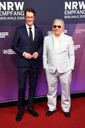 Hendrik Wüst and Claude Oliver Rudolph at the 23 NRW Reception of the State of NRW and the Film und Medienstiftung NRW as part of the Berlinale 2026 at the Representation of the State of North Rhine-Westphalia Berlin, 15 02 2026 Foto:xC.xNiehausx xFuturexImagex nrw_6226