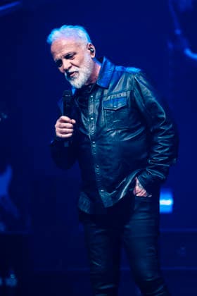 Nino de Angelo live at a concert of his Irgendwann im Leben Live 2026 Tour in the Messehalle Erfurt, 15 03 2026 Foto:xM.xKremerx xFuturexImagex angelo_6218
