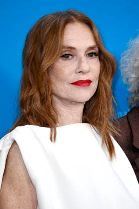 Isabelle Huppert at the photocall for the feature film The Blood Countess at the Berlinale 2026 76 Berlin International Film Festival at the Hotel Grand Hyatt Berlin, 16 02 2026 Foto:xN.xKubelkax xFuturexImagex blutgraefin_6272