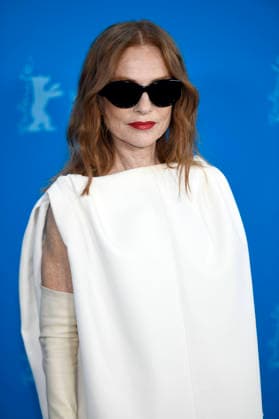 Isabelle Huppert at the photocall for the feature film The Blood Countess at the Berlinale 2026 76 Berlin International Film Festival at the Hotel Grand Hyatt Berlin, 16 02 2026 Foto:xC.xNiehausx xFuturexImagex blutgraefin_6355