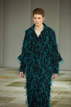 February 16, 2026, New York, New York, USA: A model walks the runway during the Veejay Floresca Fall Winter 26 show at New York Fashion Week in New York City. New York USA  - ZUMAs237 20260216_aap_s237_029 Copyright: xMarkxJ.xSullivanx